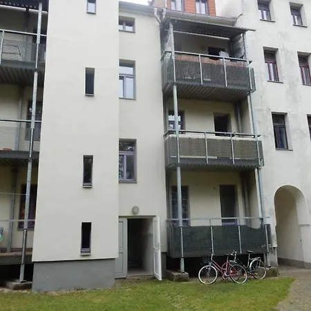 Zentrale 2 Eg Mit Balkon Leipzig