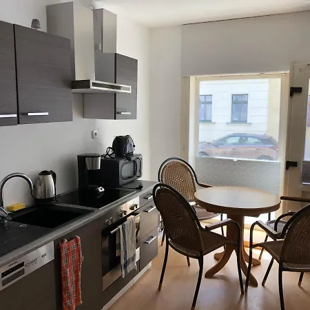 Zentrale 2 Eg Mit Balkon * Leipzig