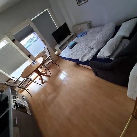 Apartment Zentrale 2 Eg Mit Balkon
